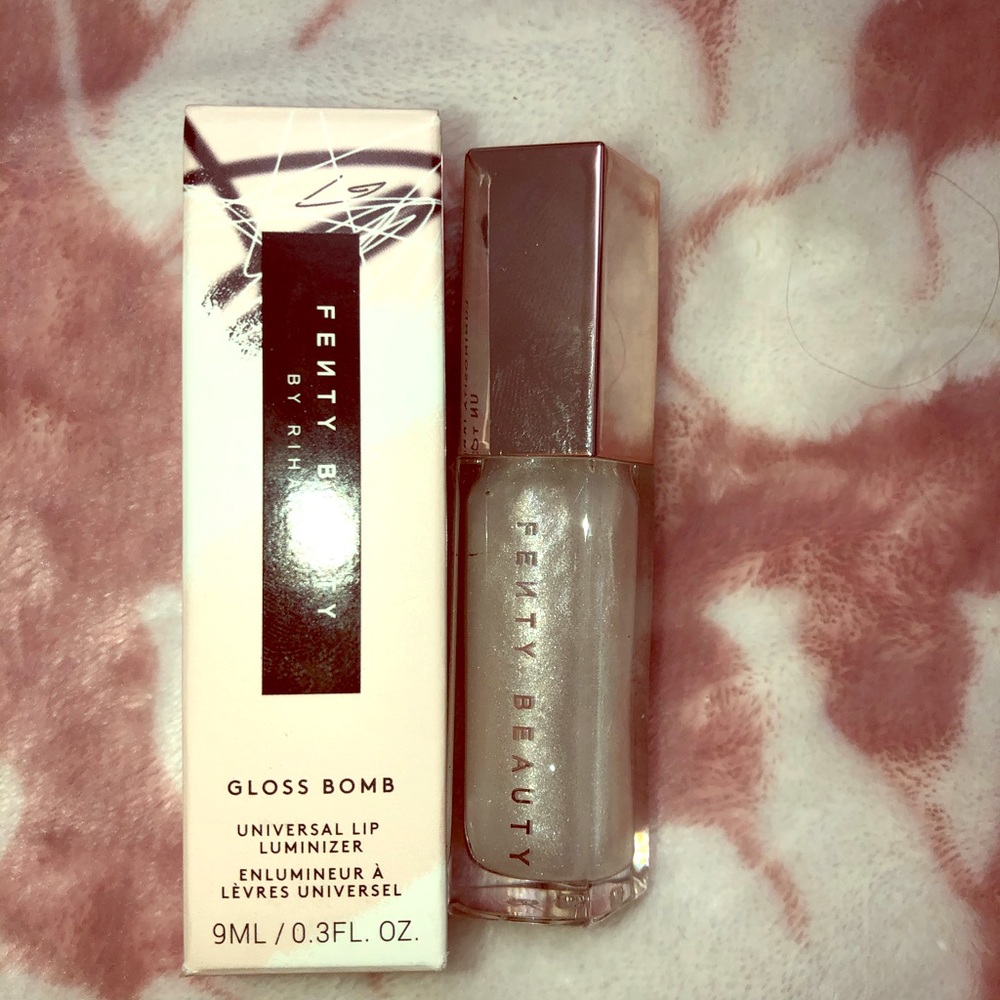 Fenty Beauty Gloss Bomb /Sephora